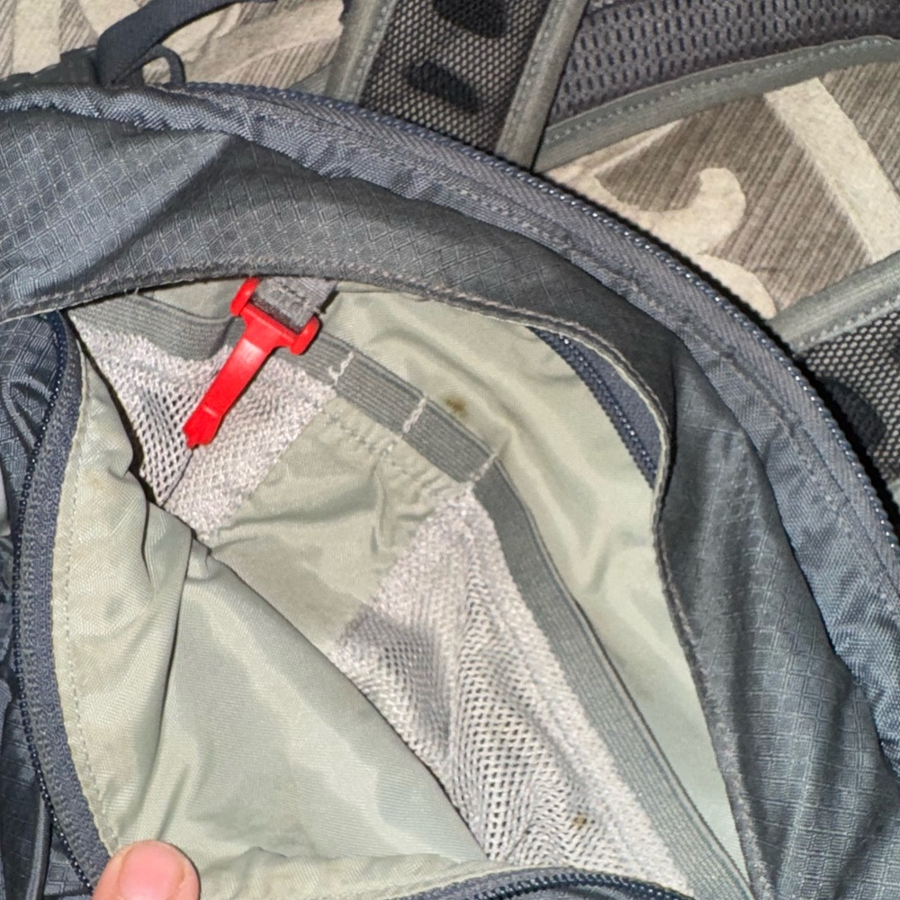 Osprey Axis Backpack - image 8